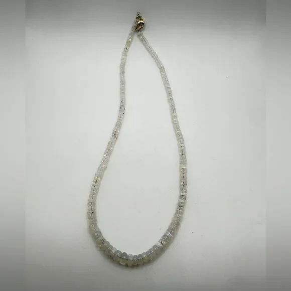 20.5" rondelle, graduatedāOpal beaded necklace with a 14kt yellow gold clasp! - Picture 9 of 13